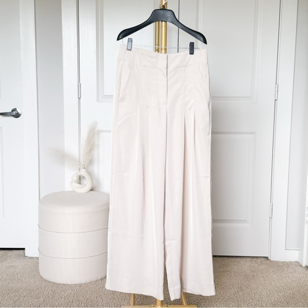 Banana Republic Tan Wide Leg High-Waisted Pants